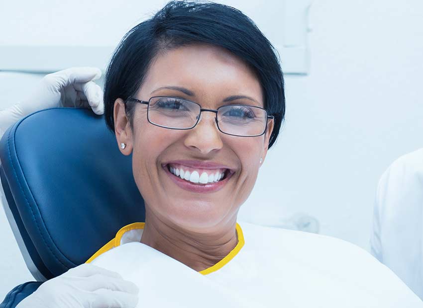 Dentist Deep Teeth Cleaning